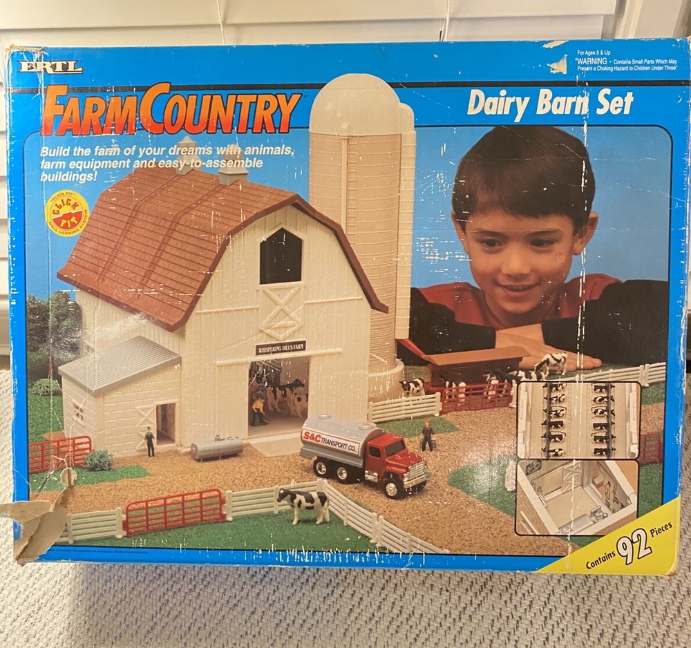 1991 Vintage Farm Country DAIRY BARN PLAYSET Animals Ertl INCOMPLETE