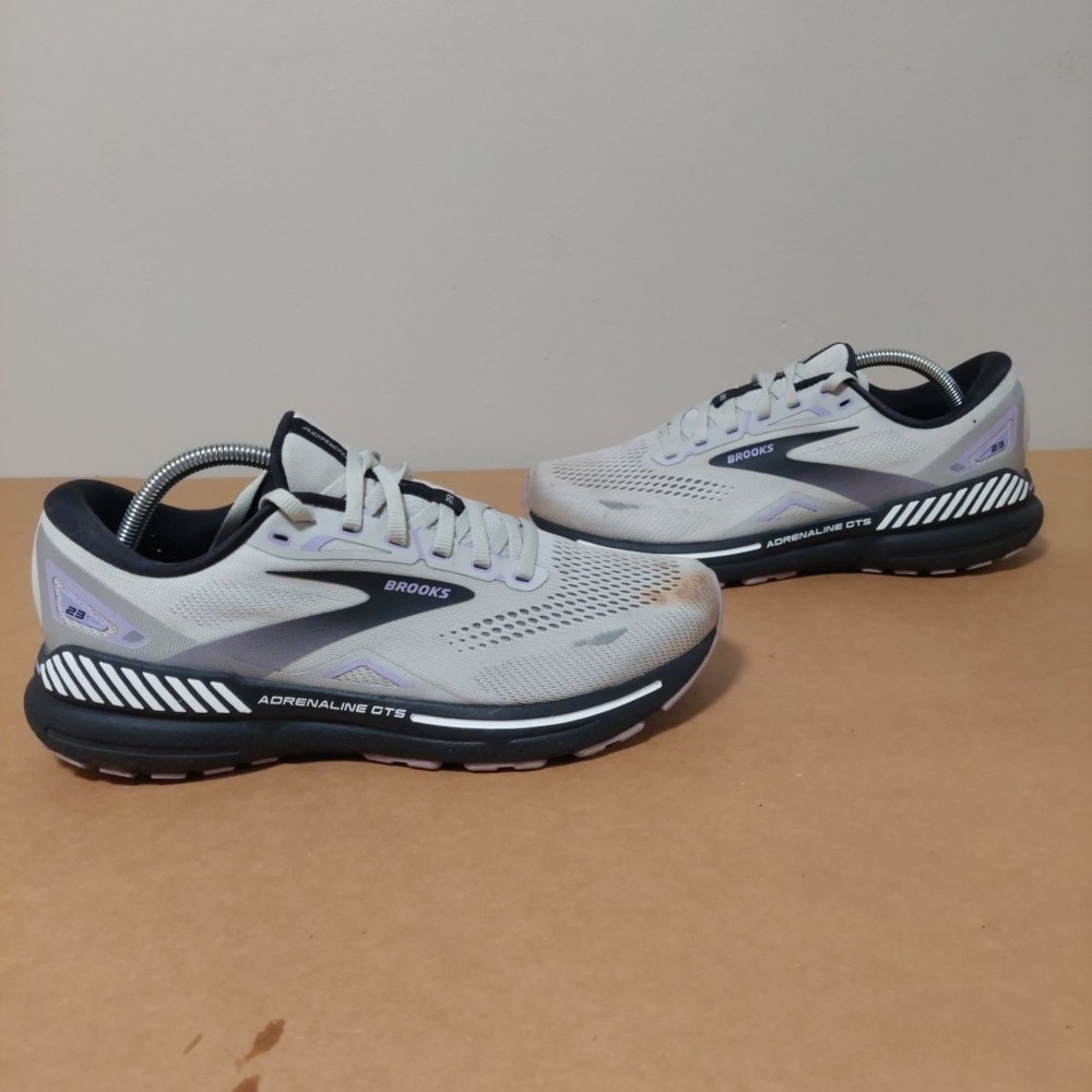 Brooks Womens Adrenaline GTS 23 1203811B039 Gray Running Sneakers SIZE 10.5