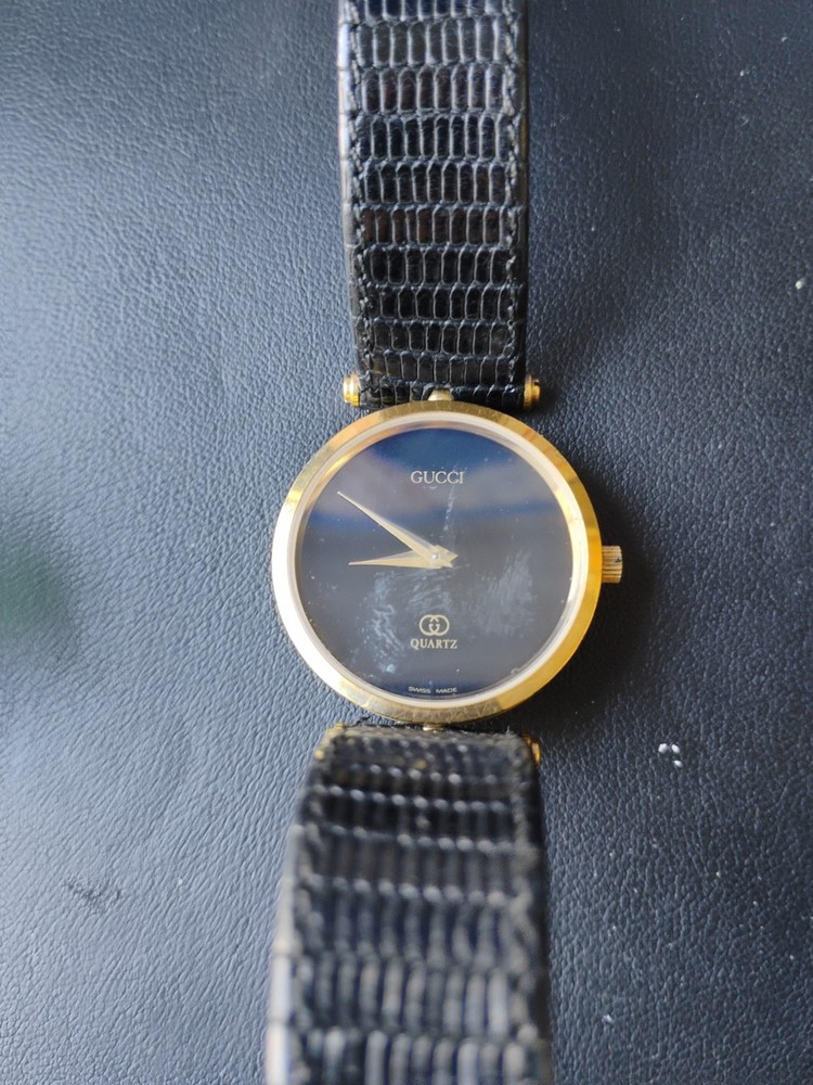 Vintage Gucci 2000M Swiss Quartz Watch in Black & Gold Plated