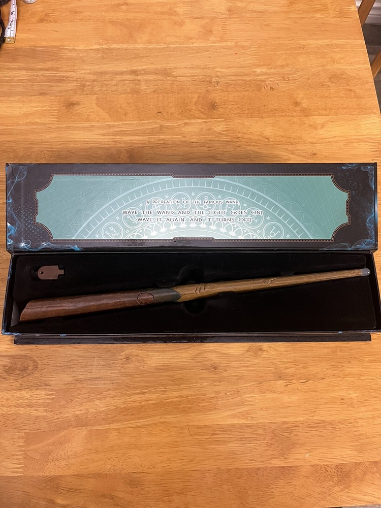 Newt Scamander Wand 14