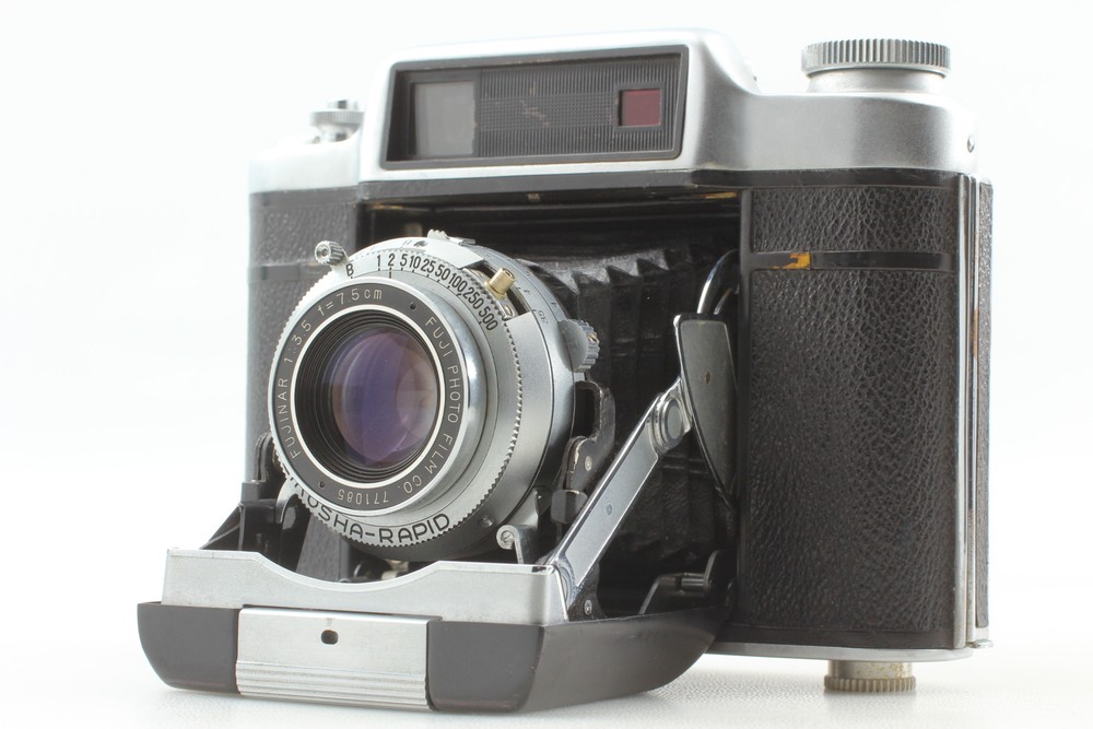 Near Mint Fuji Super Fujica 6 Medium Format 6x6 Film Camera Japan