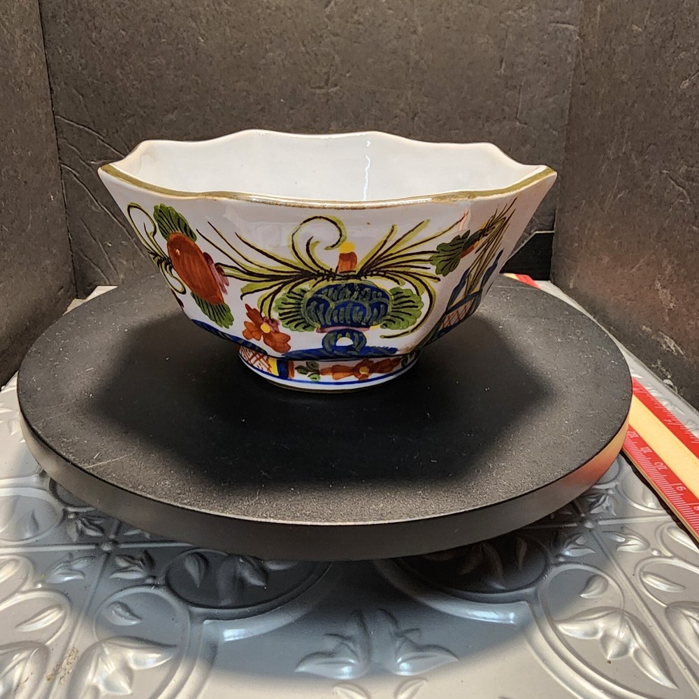 Vintage hand glazed decorative footed bowl Made in Italy Christmas Sale-image