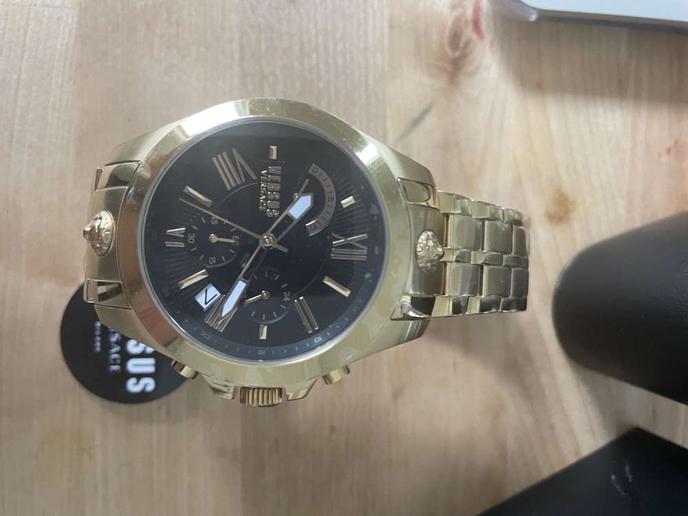 Brand New Men's Chronograph Date Quartz Watch with 2-Year Warranty