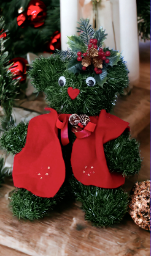 Vintage Artifical Fake Christmas Pine Bear Decoration, Kitsch, Holly Berry, 12