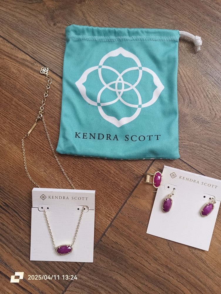 Kendra Scott maroon jade silver jewelry set with necklace and earrings size 6