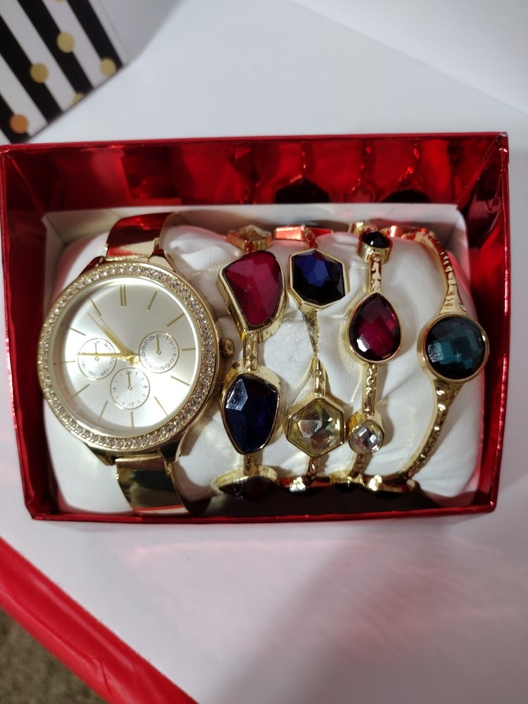 Elegant Gold Watch with 4 Bracelets in 4.25x3.25x3.25 Gift Box 9 Oz