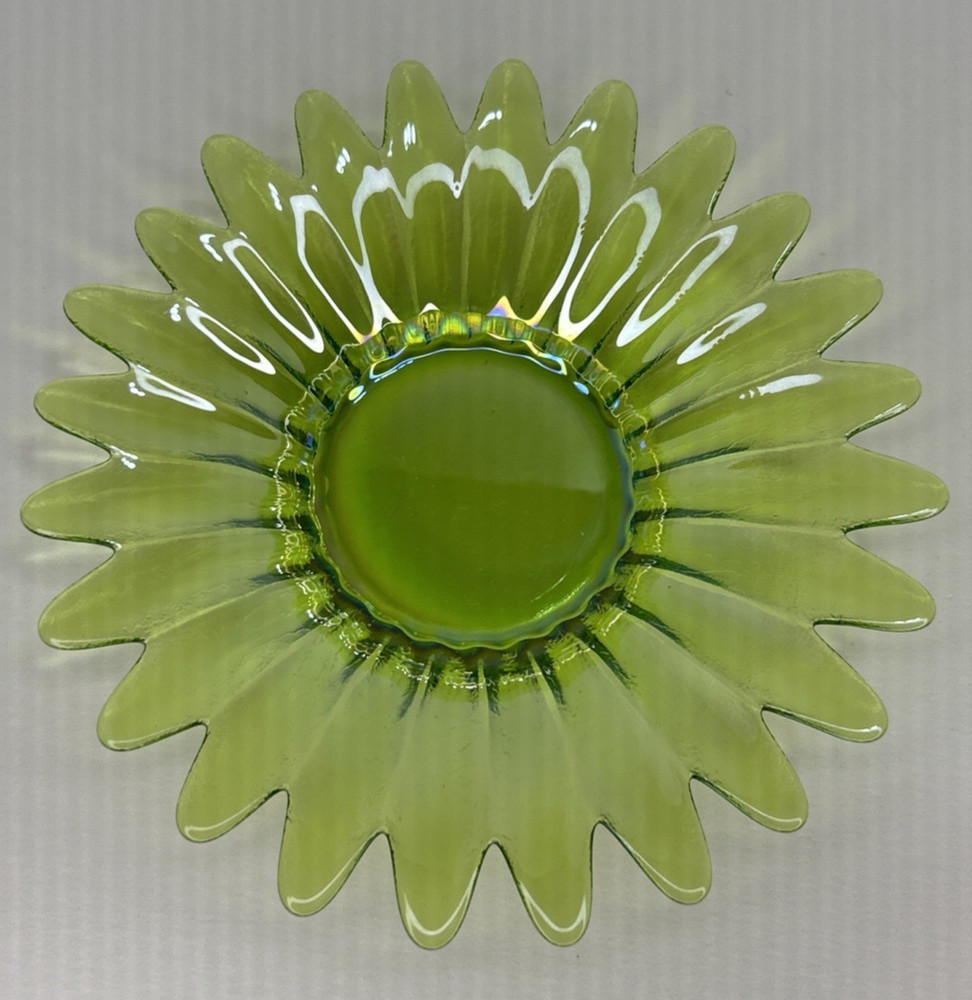 VTG Green Clear Glass Daisy Flower Shaped Trinket Dish Bowl Candle Holder 6