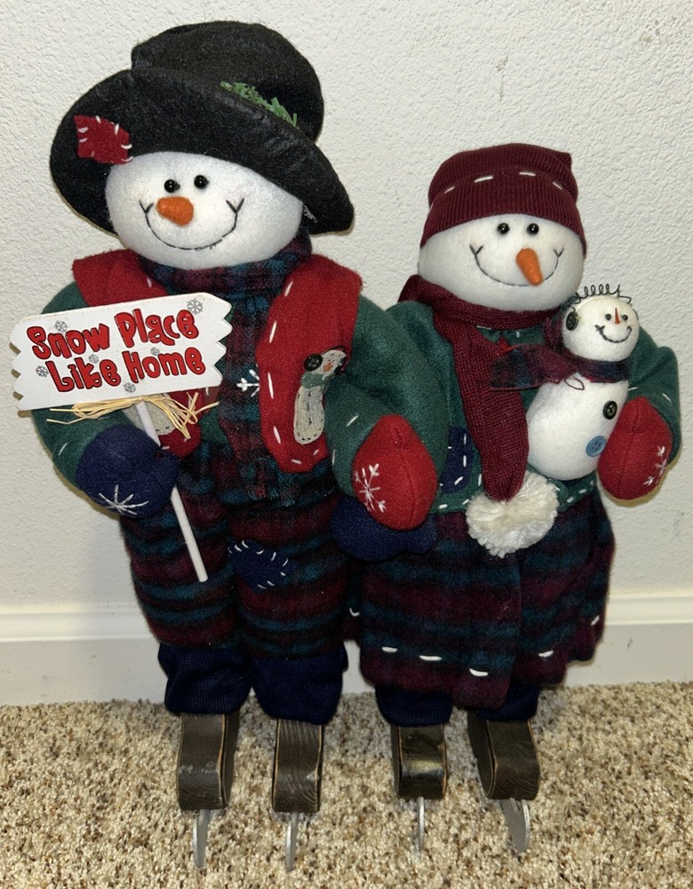 Christmas Pair Of Snowman & Snow Woman Ice Skates 16” OOP Vintage Plush Decor