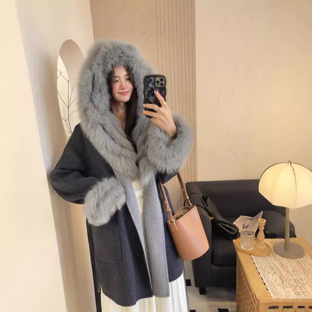 Women's Double-Sided Wool Coat with Fox Fur Collar and Hood