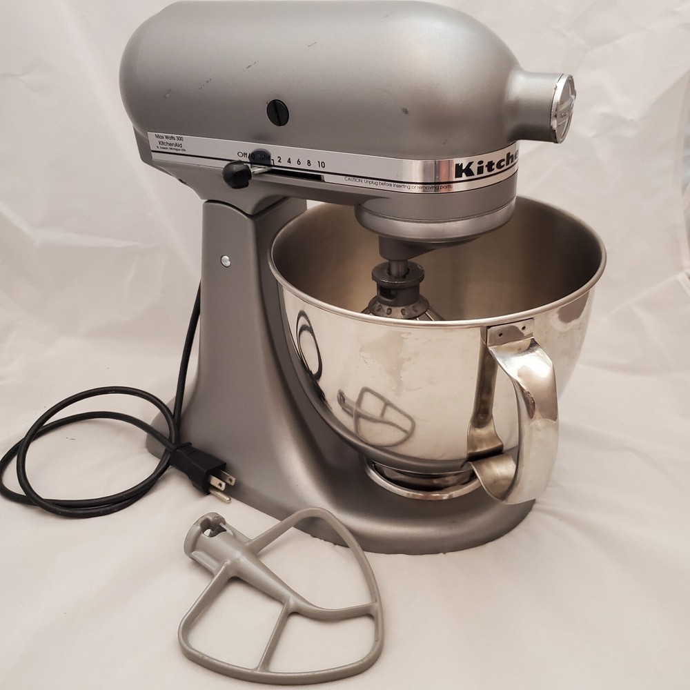 KitchenAid Ultra Power Plus 4.5qt Tilt-Head Stand Mixer in Gray with Attachments