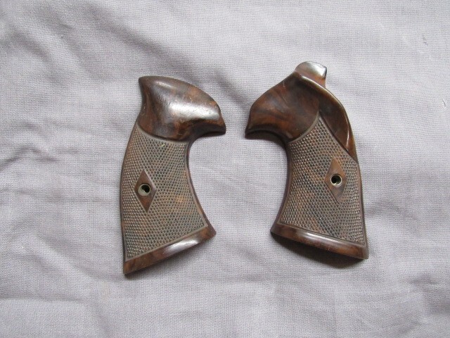 Smith & Wesson M&P Franzite Grips, Target (252A & 253) K Frame Round butt