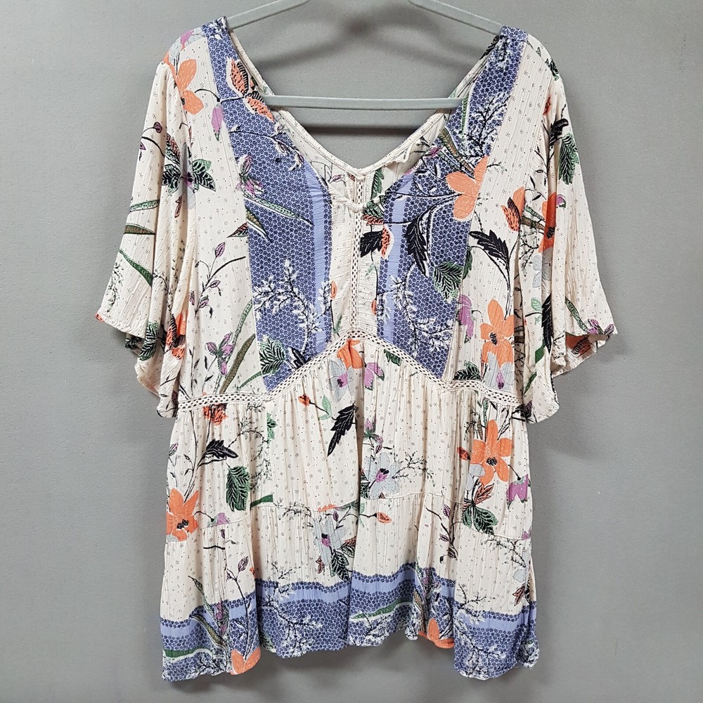 Romantic Gypsy Top Womens 1X Floral Ivory Flutter Sleeve Boho Bohemian Hippie