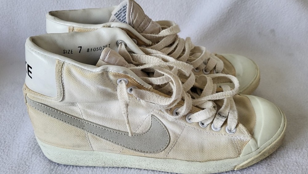 Vintage  1981 Nike All Court 810507FT Men's Sneaker Shoes Size 7