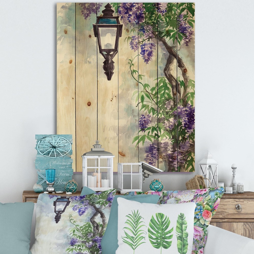 Designart 'Lilac Lantern Vintage Impression' Traditional