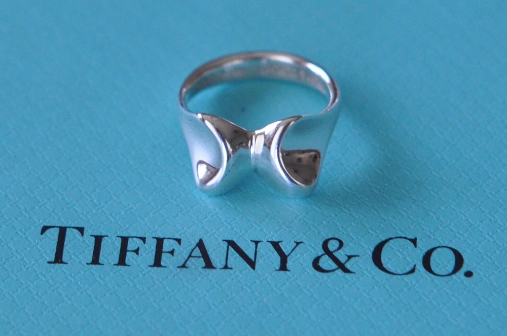 Tiffany & Co.  Elsa Peretti Bow Tie Ring Sterling Silver 925 Size 5 US