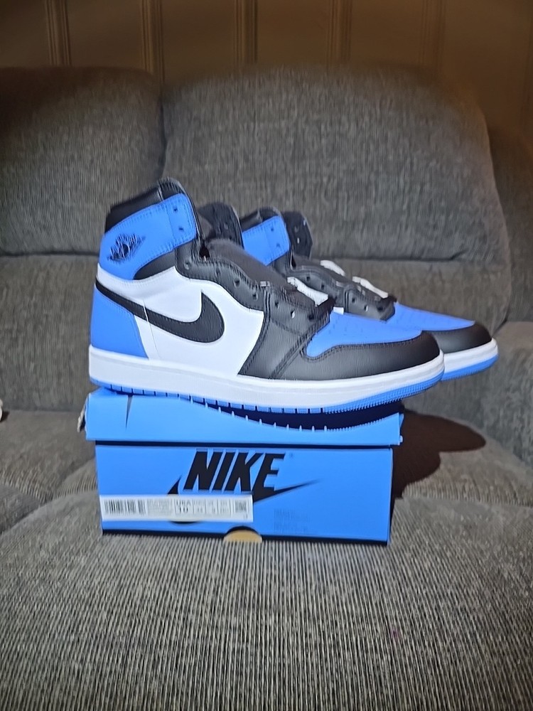 Air Jordan 1 High Unc Toe size 10 M