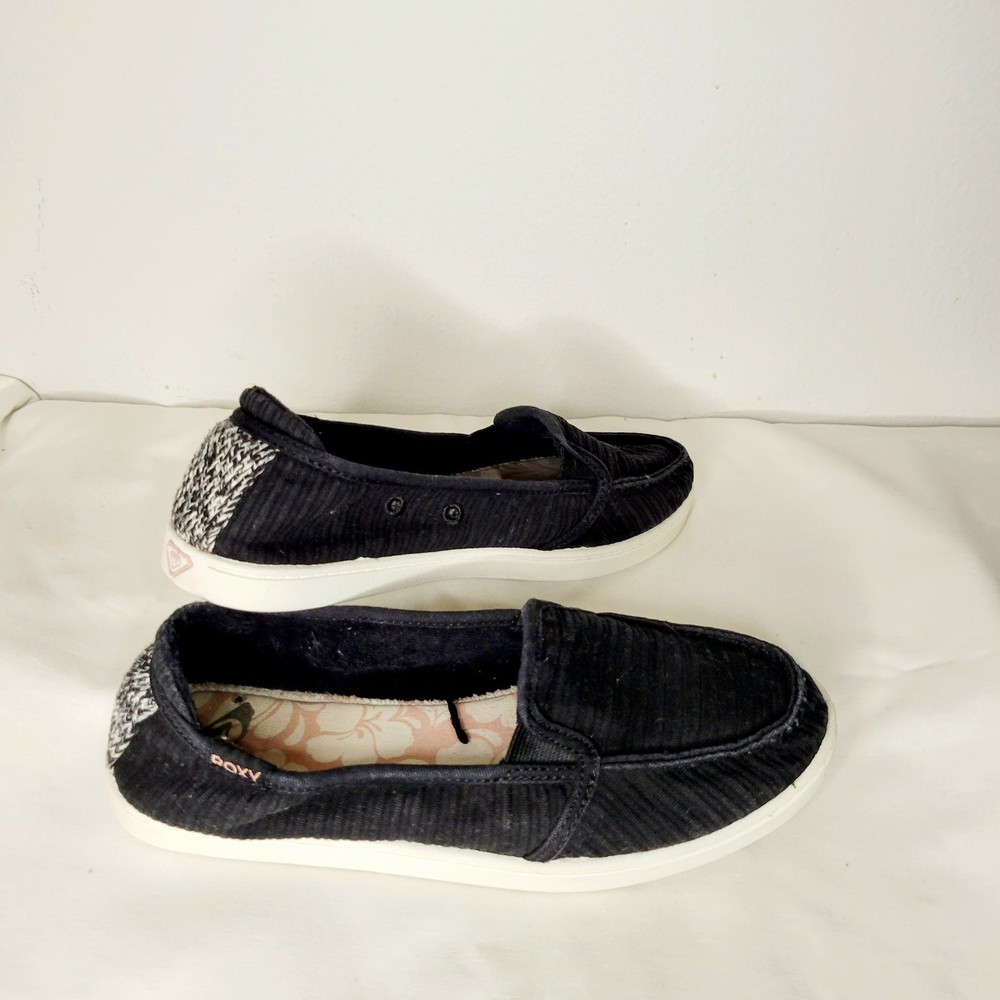 Roxy Women’s Minnow VII, Black Slip-On Shoes, Size 7 Trending Style