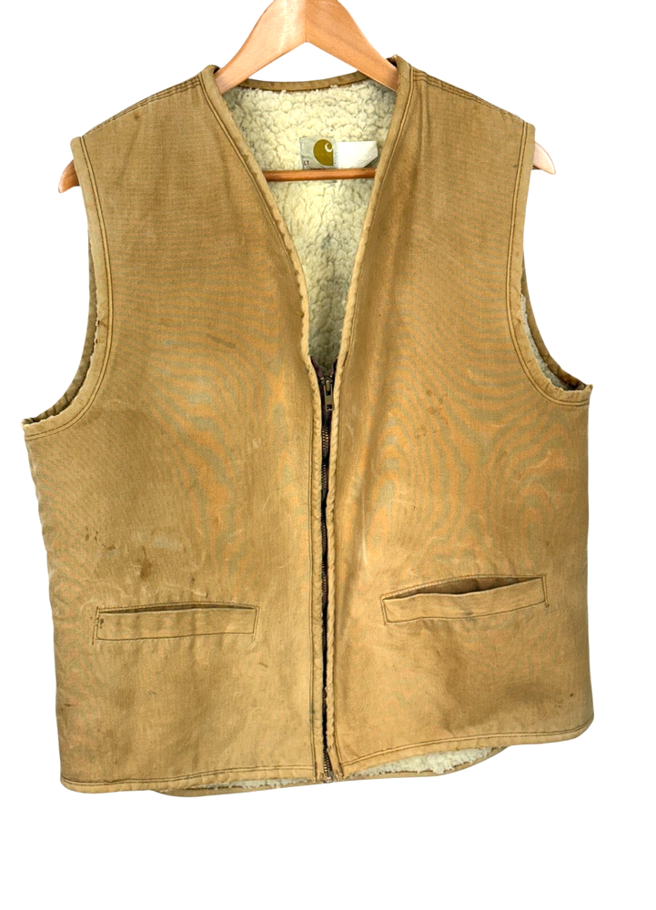 Vintage Carhartt men's sherpa-lined full zip vest size L tan thrashed with pockets