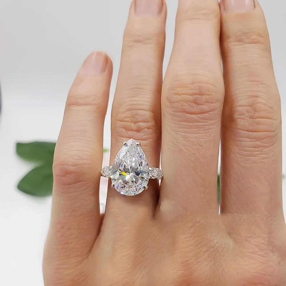 Certified 2.50 Ct Pear Cut White Diamond Solitaire Ring In 925 Sterling Silver