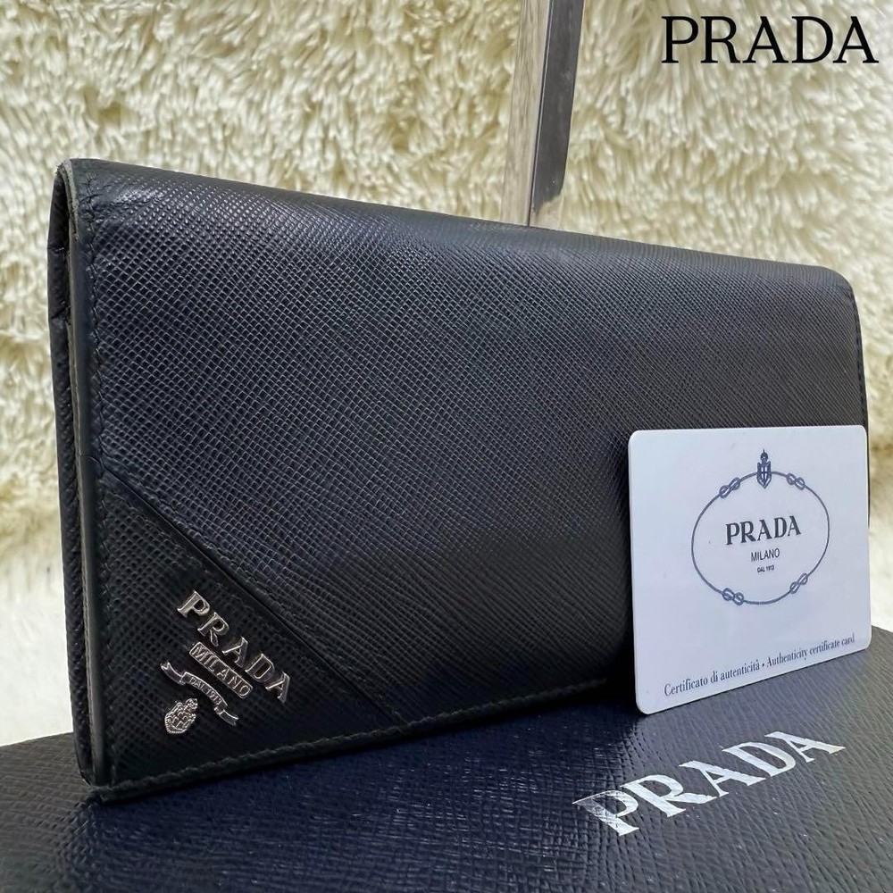 Prada Black Saffiano Leather Bifold Wallet with Metal Logo