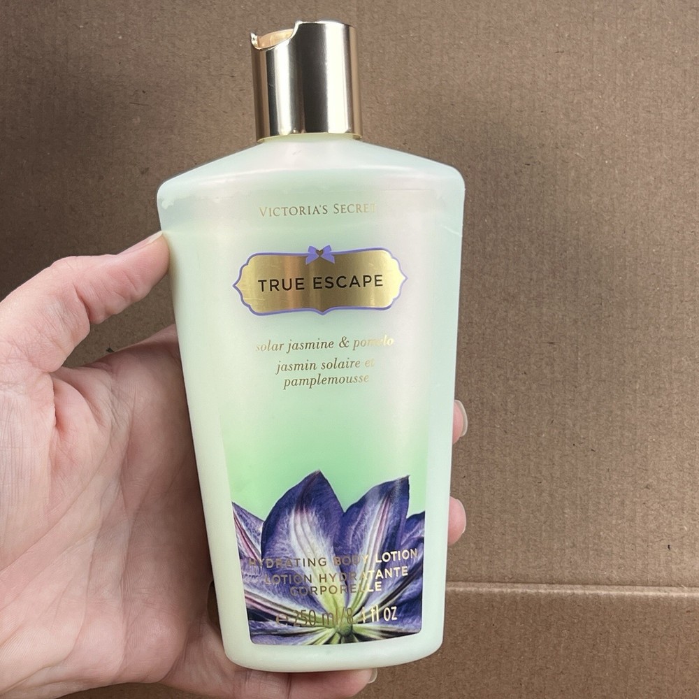 Victoria's Secret TRUE ESCAPE Jasmine & Pomelo Hydrating Body Lotion 8.4 oz RARE