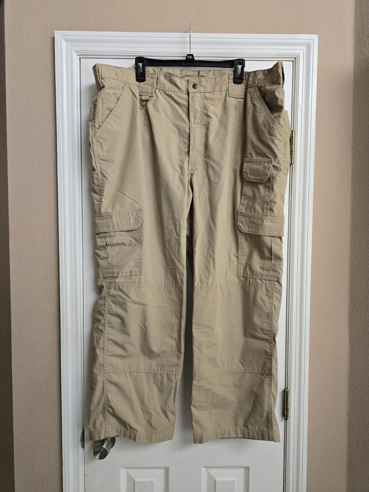 Women's Durable Tactical Cargo Pants with Multiple Pockets