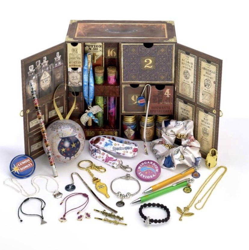 Harry Potter Potions Advent Calendar with 24 Jewelry & Accessory Surprises