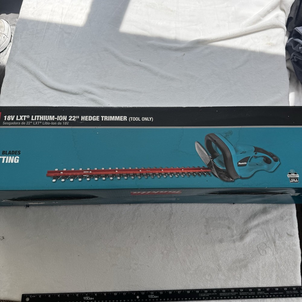Makita 18V LXT Cordless Hedge Trimmer XHU02Z Tool Only New