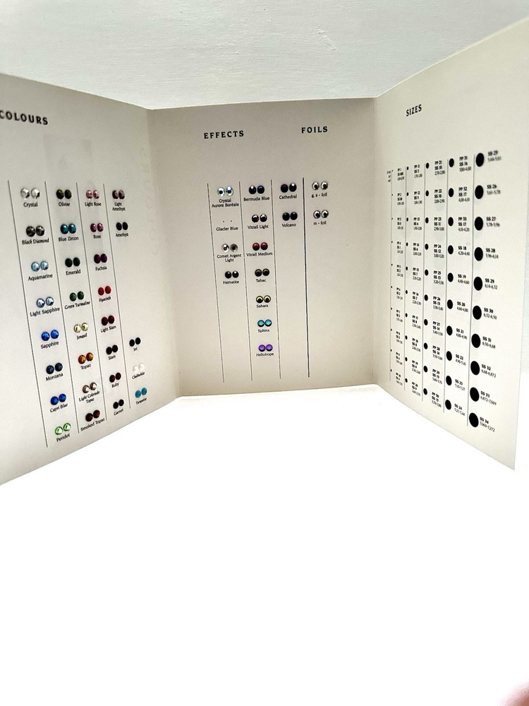 NEW Vintage Rare Swarovski Gemstone sample color and Size card book.