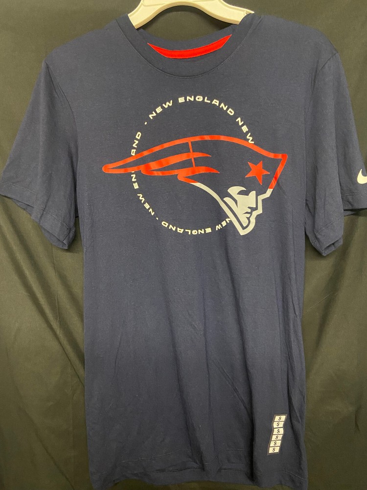 New England Patriots Nike Logo T-Shirt ADULT SMALL NWT CLEARANCE SALE-image