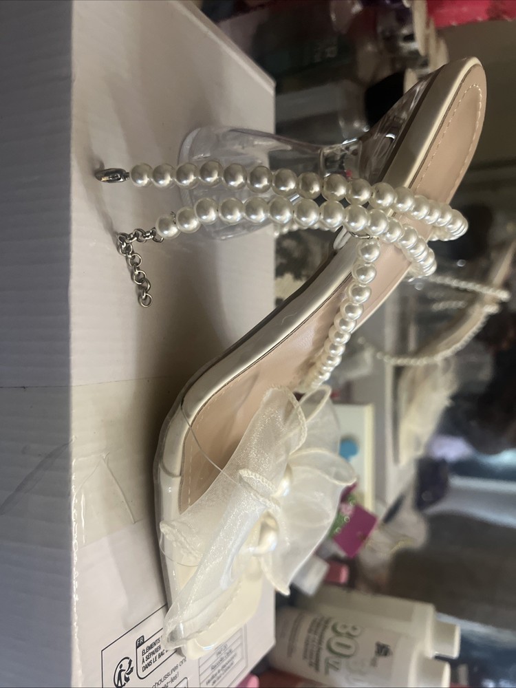 Pearl Bow Heels