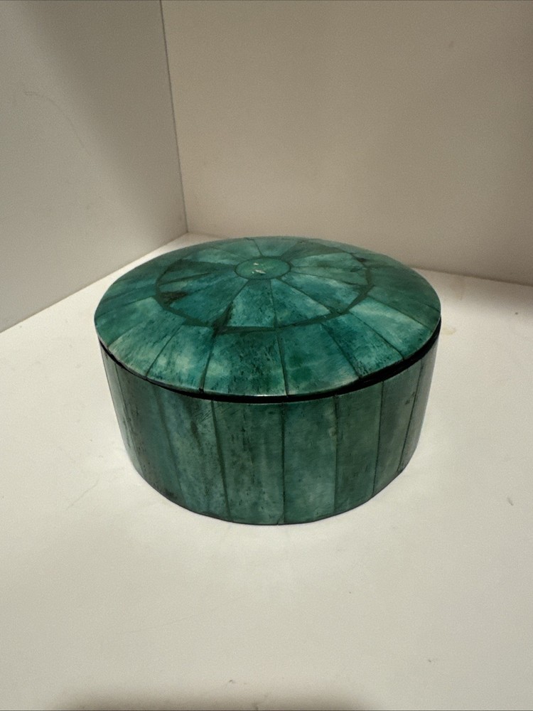 Jade Green Wooden Jewelry Box with Original Lid