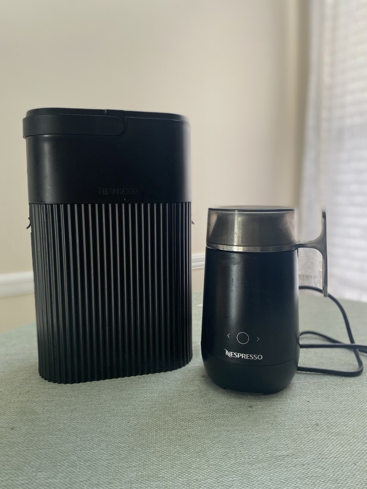 Nespresso Barista Recipe Maker Bluetooth Matte Black with Nespresso Recycle Box