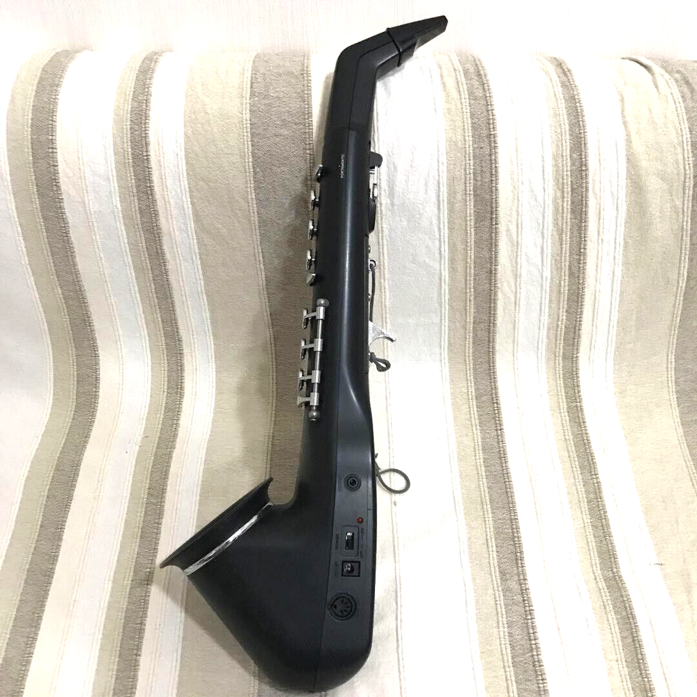 CASIO DH-200 Digital Horn MIDI Wind Electronic Wind Synthesizer Horn Only Used