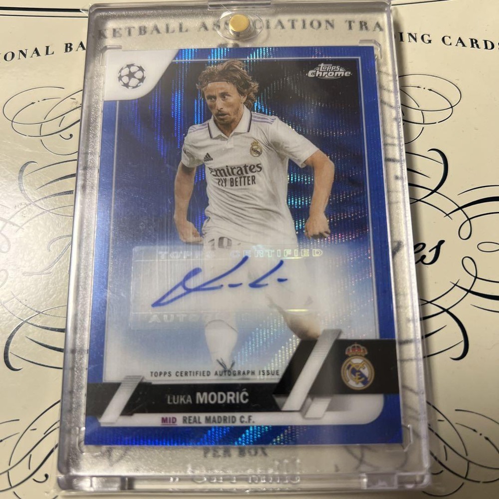Luca Modric Topps Chrome Autographed Limited Edition of 75 #b1dc7a
