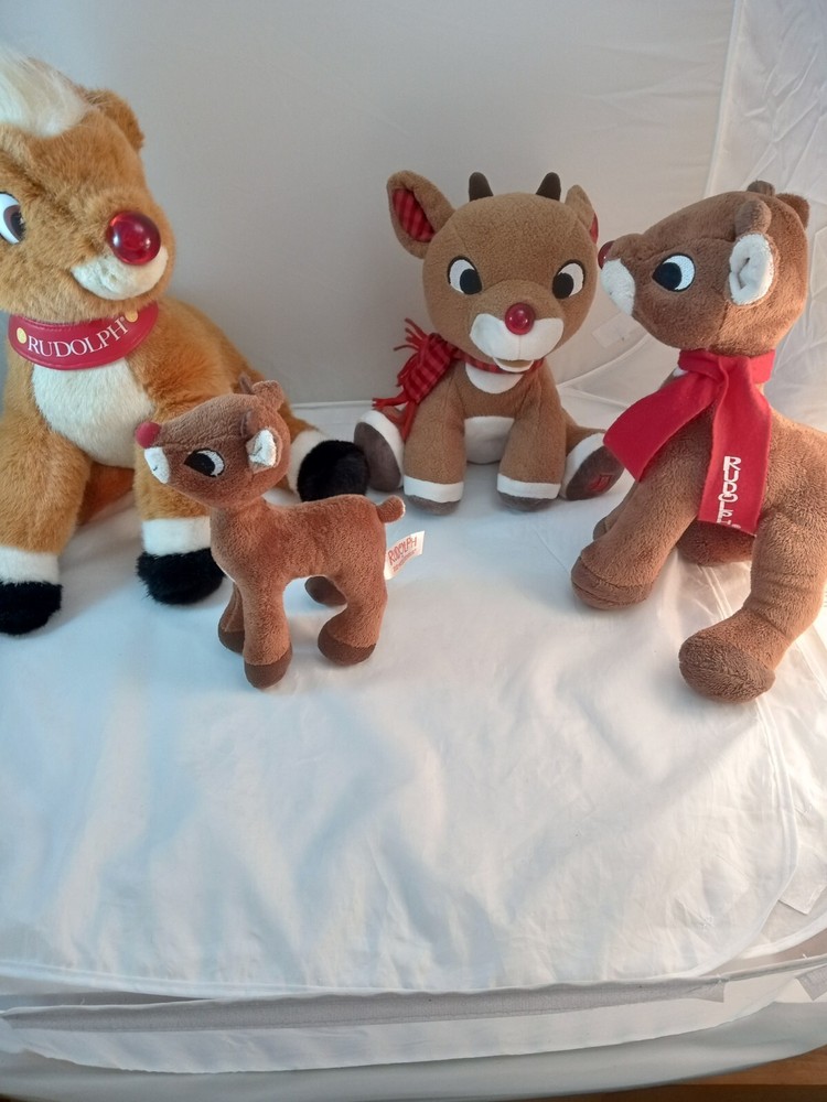Rudolph The Red Nosed Reindeer Plush Stuffed Animal Light Up Musical - Lot of 4