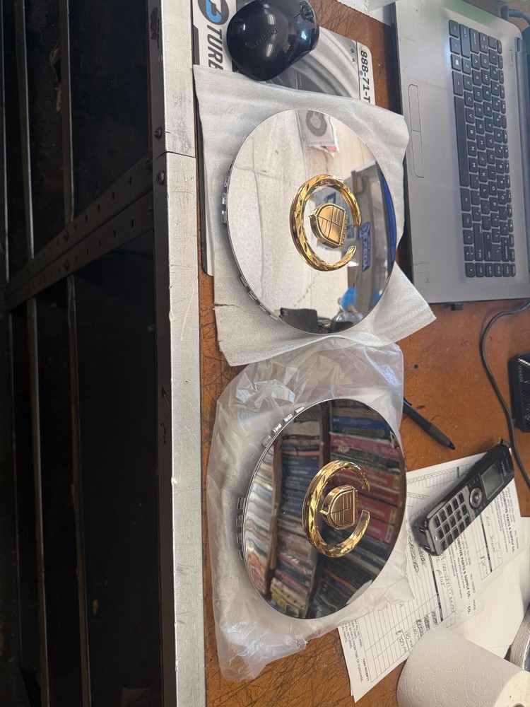 Set 2 Chrome Gold Cadillac Wheel Center Caps 2008-2009 CTS /ESCALADE OEM Hubcaps