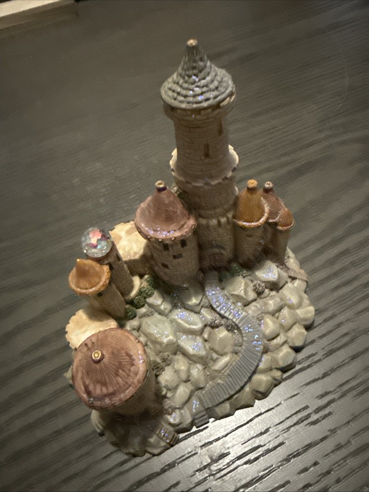 Vintage Spoons Et Magical Fairy Castle Figurine with Crystal Ball Decoration