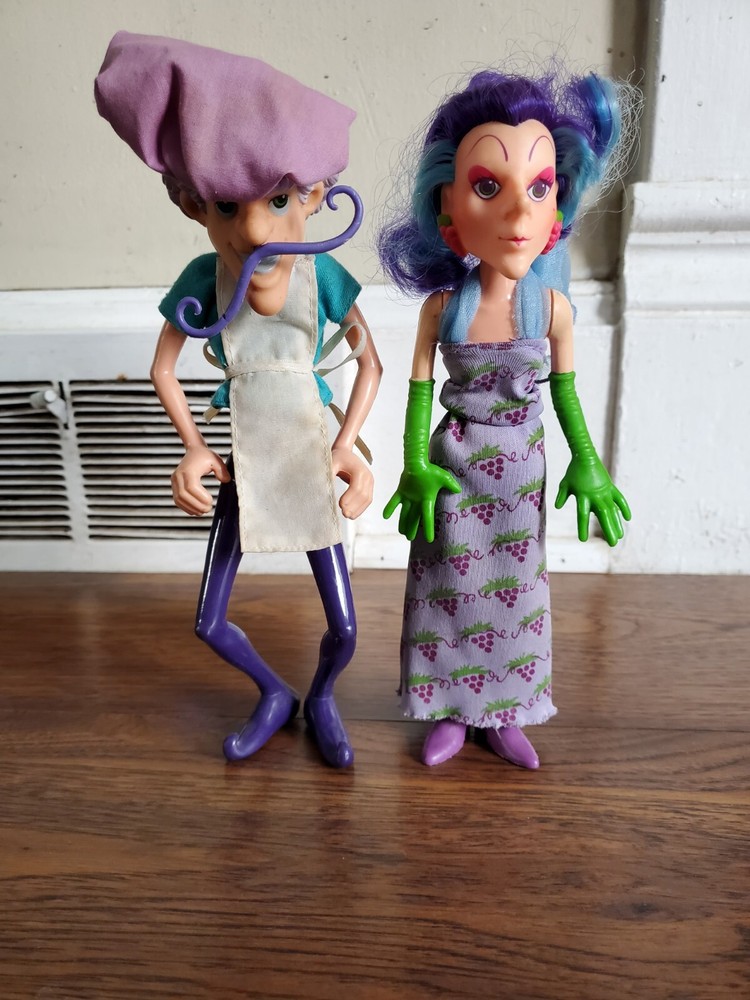 Vintage 1980s Kenner Strawberry Shortcake Purple Pie Man & Sour Grapes Dolls Set