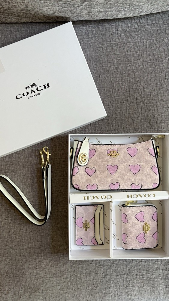 Coach Pink With Heart Print Shoulder Bag With Wallet And Cardholder For Women
