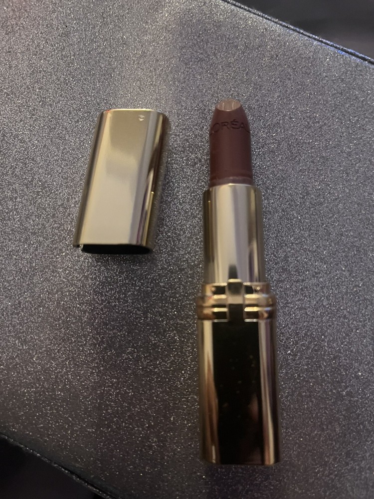 L'Oreal Paris Colour Riche Original Satin Lipstick, 850 Brazil Nut
