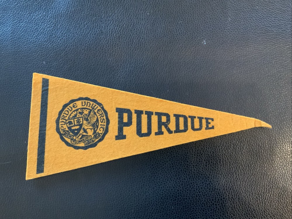 Vintage Purdue Boilermakers Wool Mini Pennant NCAA 580 Retro College Memorabilia
