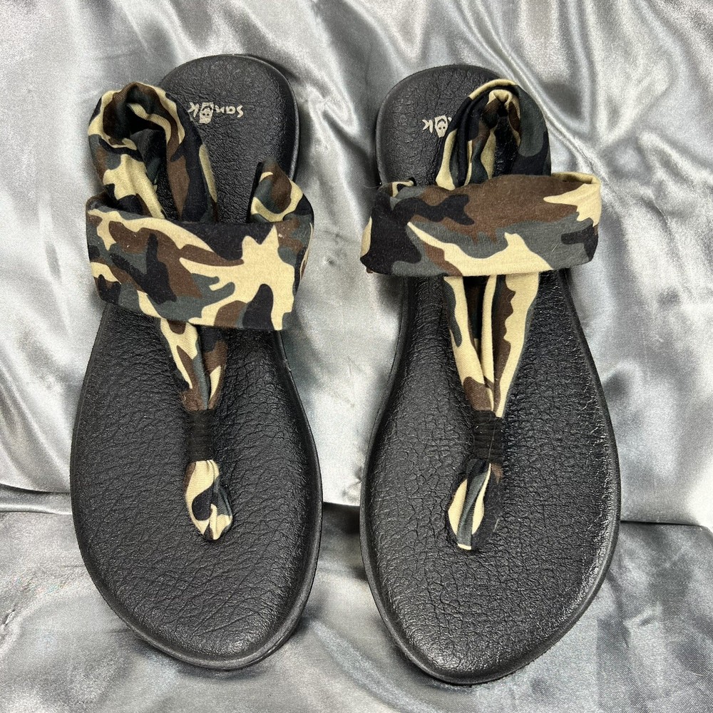 Sanuk Women’s Camo Yoga Mat Thong Sandals Size 8 Active Sling