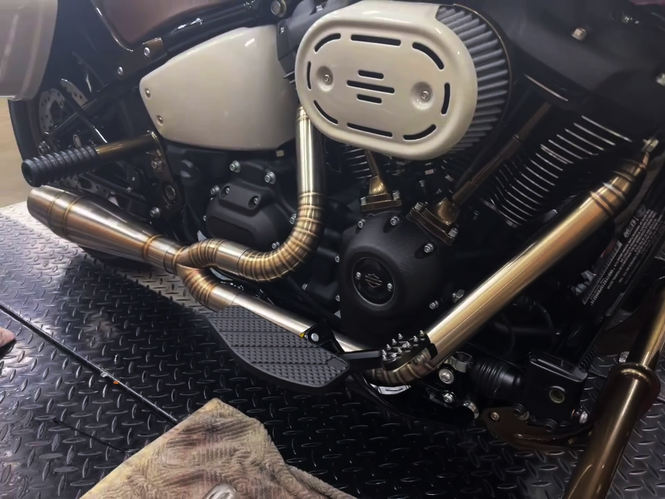 2022-2025 Harley Davidson Low rider ST Full System Exhaust 2 into 1 fit