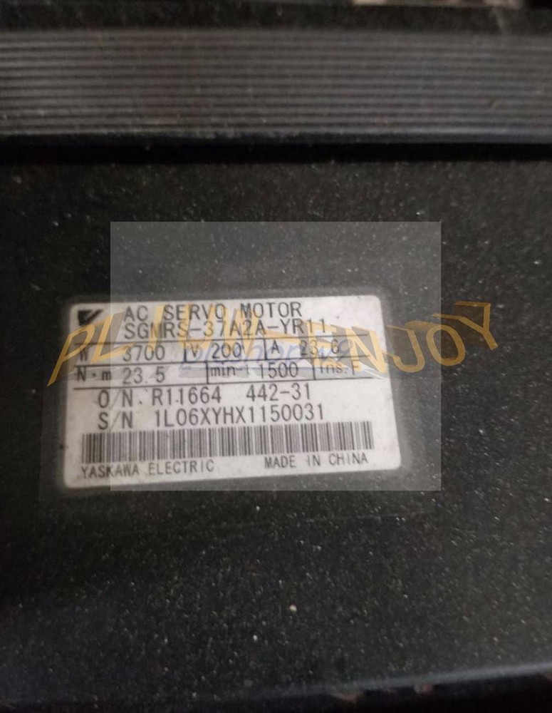 1PCS USED Yaskawa SGMRS-37A2A-YR11