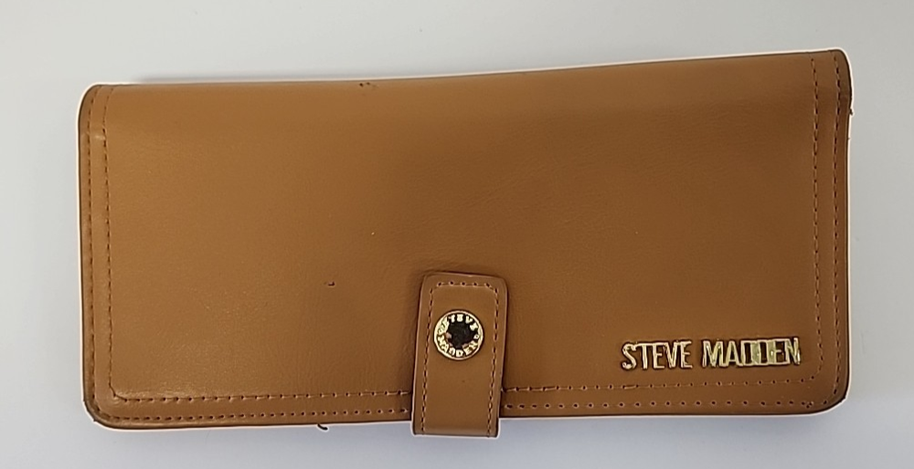 Steve Madden Wallet Brown