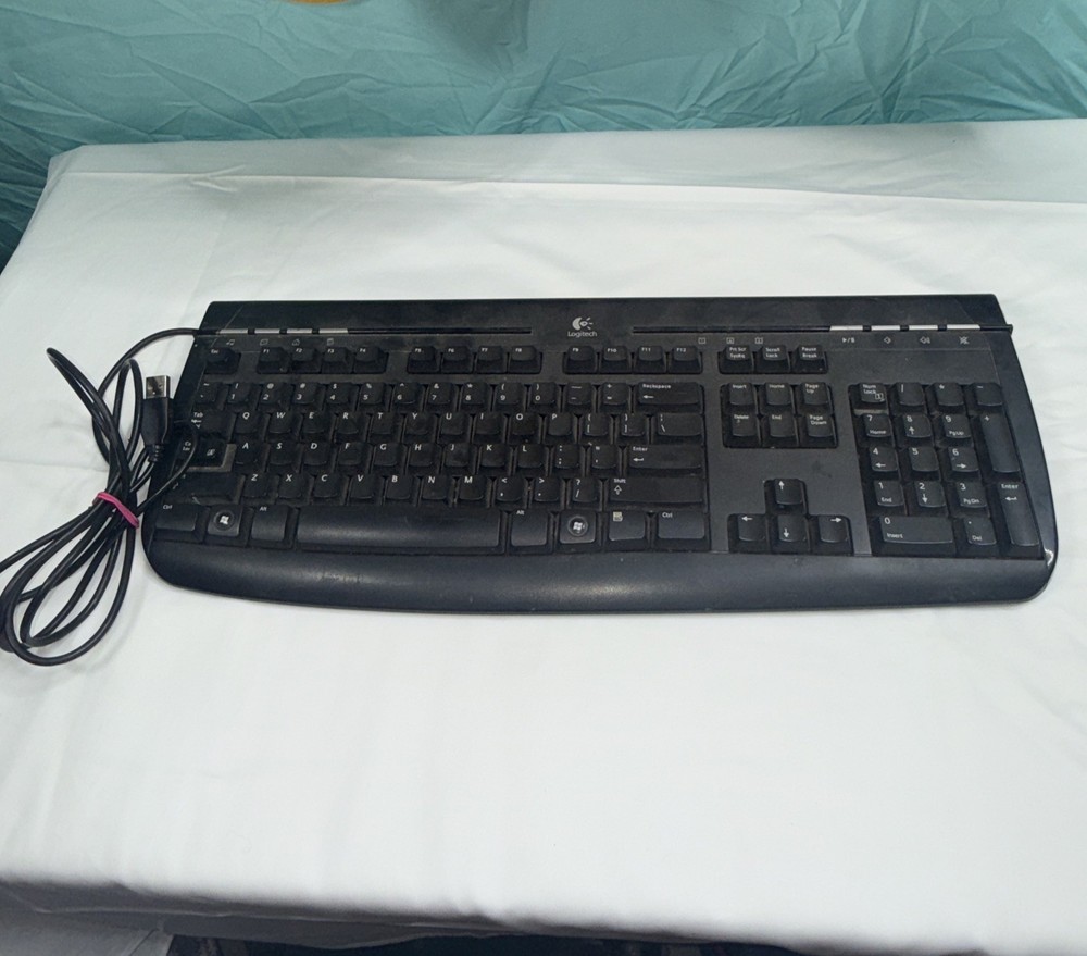 Logitech Internet 350 Wired USB Keyboard - Tested