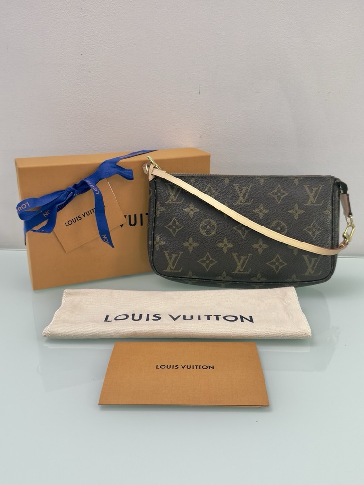 🔥Classic AUTH LV Louis Vuitton Monogram Pochette Accessories Vachetta Replaced