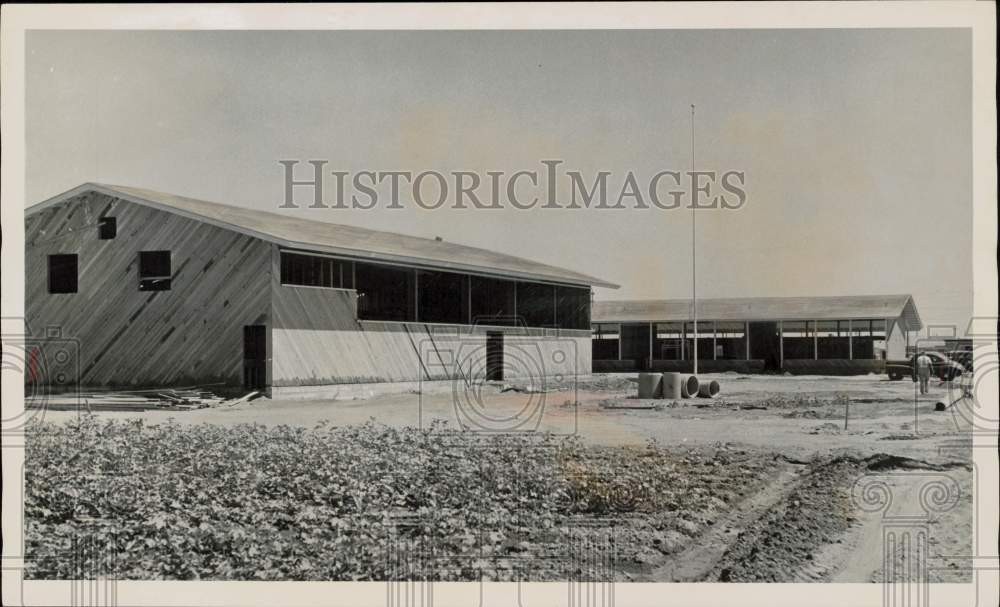 1951 Press Photo George Washington Carver School under constuction - lra77705