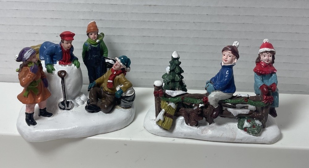 Christmas Village House Figurines Set Of 2 Children Playing Fence Post Tree Snow